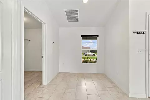 Entry Way - 912 Lochland Loop, Bartow, FL 33830 photo 2 of 5