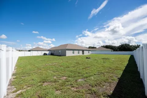 Exterior - 912 Lochland Loop, Bartow, FL 33830 photo 9 of 15