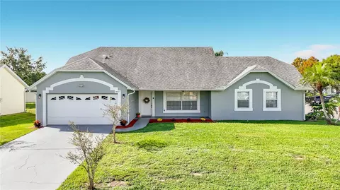 5645 Loma Vista Ct, Davenport, FL 33896