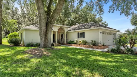 804 Nestlewood Ct, Lakeland, FL 33813