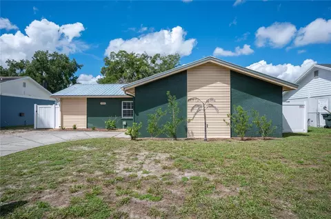 2262 Honeycomb Ln, Lakeland, FL 33801