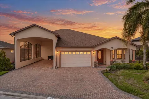 520 Homecoming Way, Polk City, FL 33868