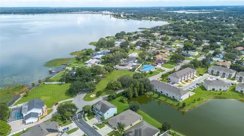 1307 Edgewater Beach Dr, Lakeland, FL 33805