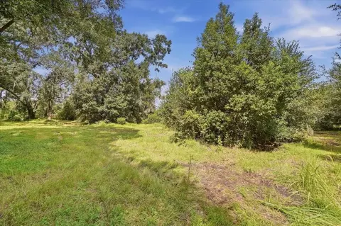 2929 Al Simmons Rd, Dover, FL 33527 photo 2