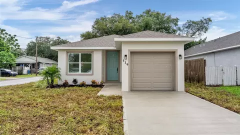 519 N 6th St, Haines City, FL 33844