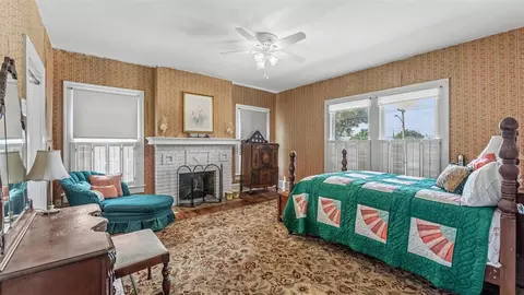 Bedroom - 790 S Broadway Ave, Bartow, FL 33830 photo 4 of 10