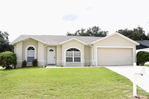 5814 Driftwood Dr, Winter Haven, FL 33884