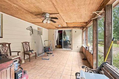 Exterior - 2647 Mcintosh Rd, Dover, FL 33527 photo 3 of 8