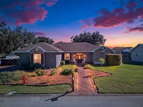 2809 Chatsworth Ln, Lakeland, FL 33812