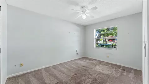 Bedroom - 3108 Elderwood Pl, Seffner, FL 33584 photo 4 of 5