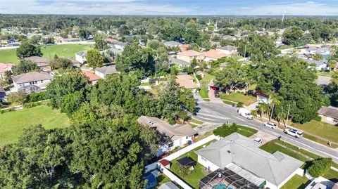 View/Area - 3108 Elderwood Pl, Seffner, FL 33584 photo 3 of 3