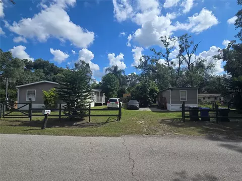 12515 Four Oaks Rd, Tampa, FL 33624