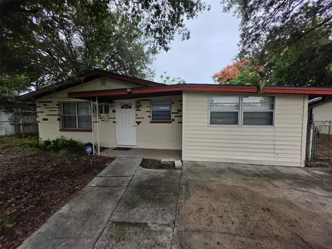 213 4th Jpv St, Winter Haven, FL 33880