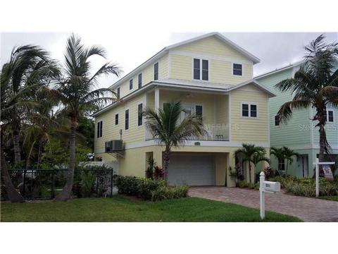 302 65th St, Holmes Beach, FL 34217 photo 1