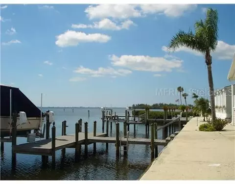 1904 E Beach Dr, Bradenton, FL 34207 photo 1