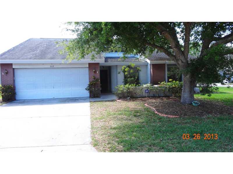 602 49th St E, Bradenton, FL 34208 photo 1