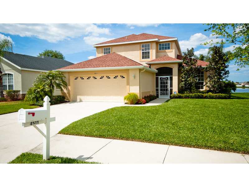 4811 60th Dr E, Bradenton, FL 34203 photo 1