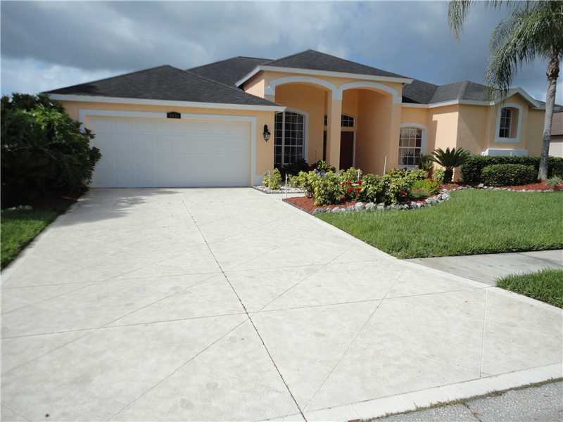 8421 29th St E, Parrish, FL 34219 photo 1