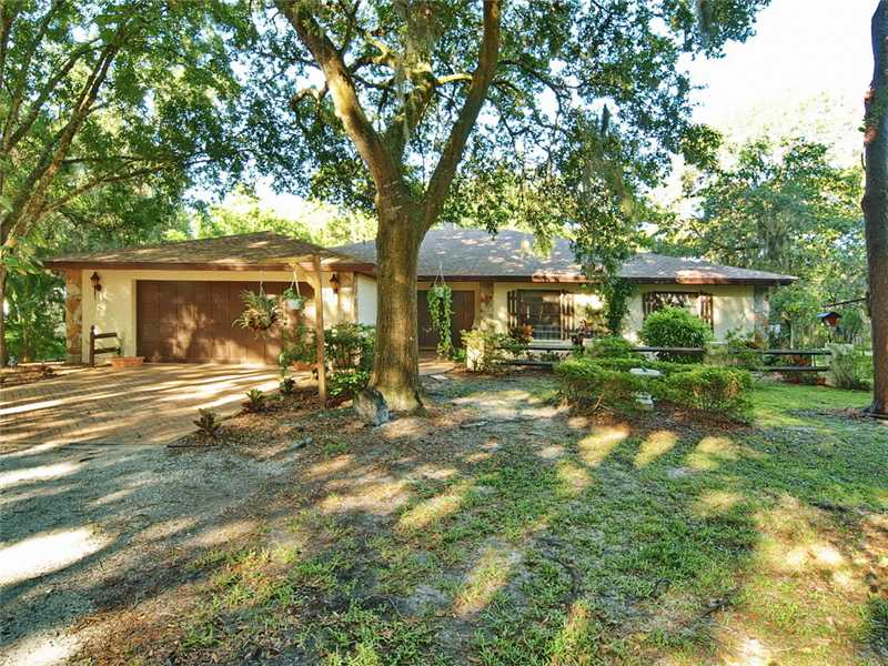 5736 63rd St E, Bradenton, FL 34203 photo 1