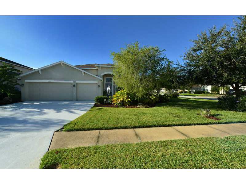 3906 61st Dr E, Bradenton, FL 34203 photo 1