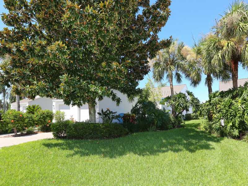 886 Waterside Ln, Bradenton, FL 34209 photo 1