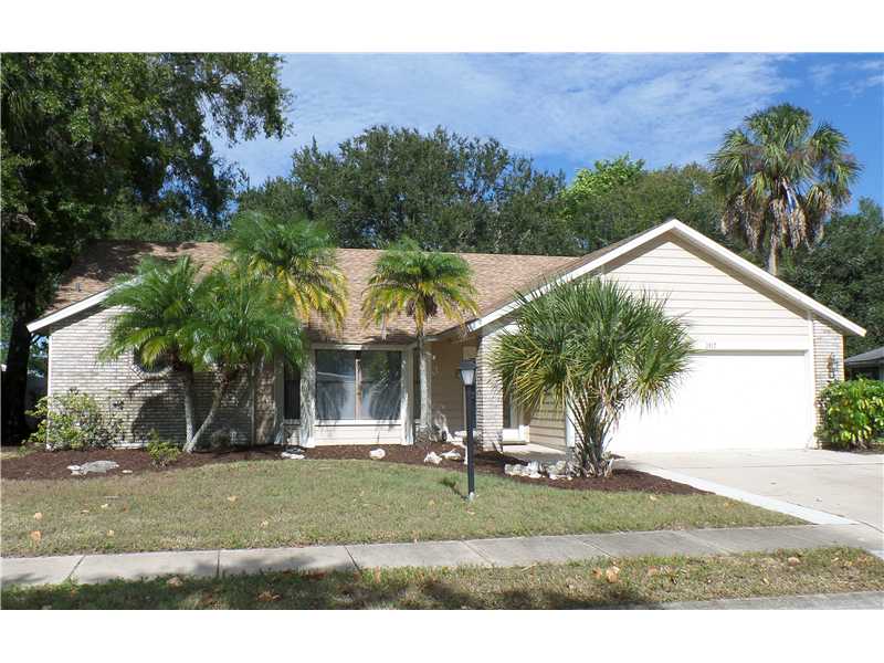3917 57th Dr E, Bradenton, FL 34203 photo 1
