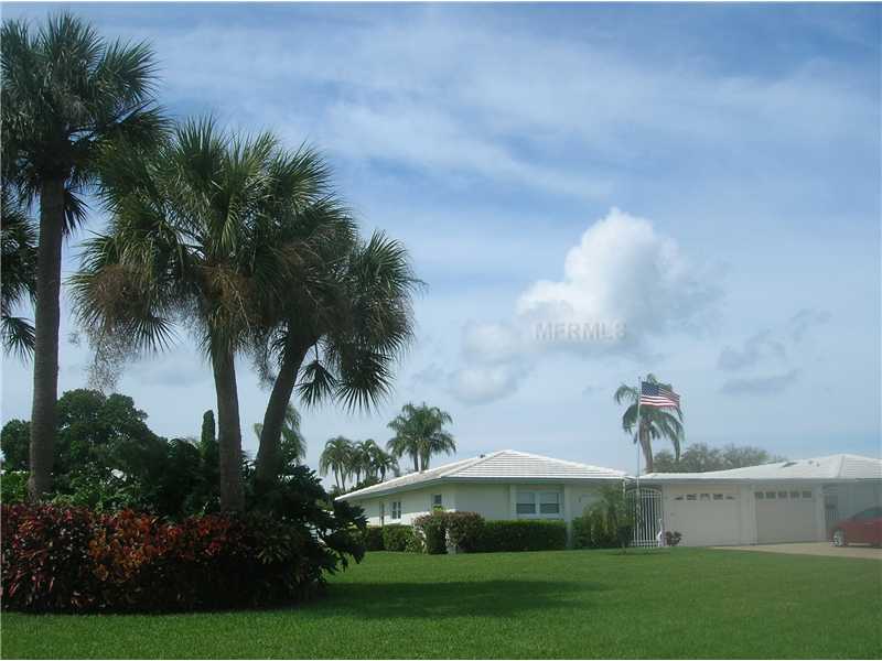 910 68th St W, Bradenton, FL 34209 photo 1