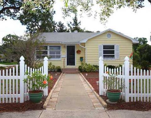 501 E Valencia Rd W, Venice, FL 34285 photo 1