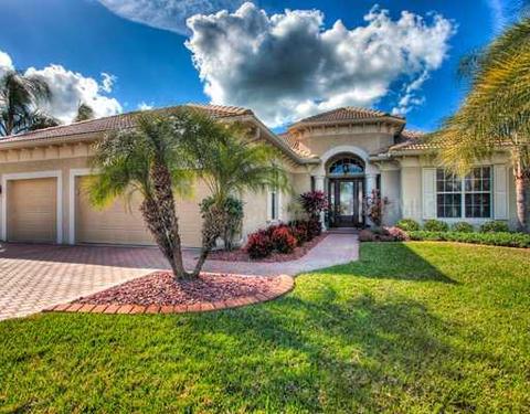 992 Chickadee Dr, Venice, FL 34285 photo 1