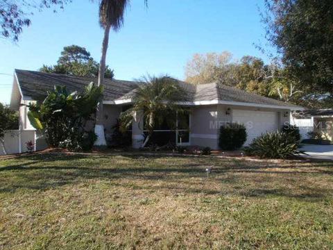 640 E Seminole Dr, Venice, FL 34293 photo 1