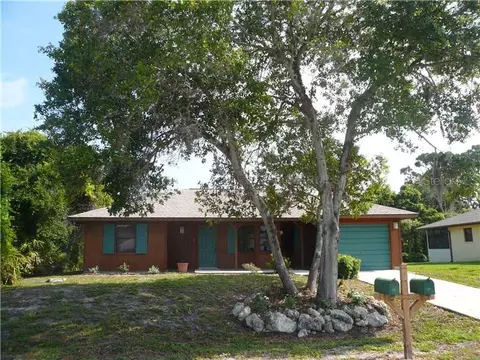 932 Nectar Rd, Venice, FL 34293 photo 1