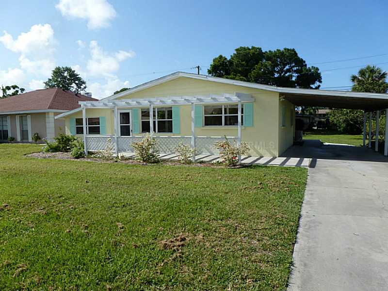 300 Alba St E, Venice, FL 34285 photo 1
