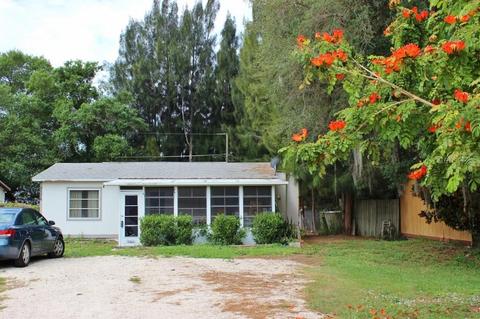 2176 Park Rd, Venice, FL 34293 photo 1