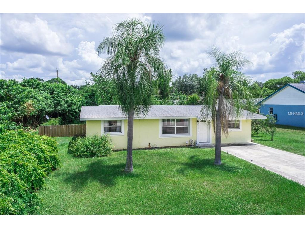 725 Indus Rd, Venice, FL 34293 photo 1