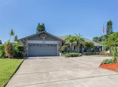 1309 Pine Needle Rd, Venice, FL 34285 photo 1