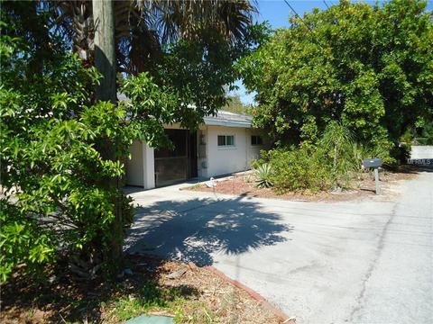 804 Madrid Ave, Venice, FL 34285 photo 1