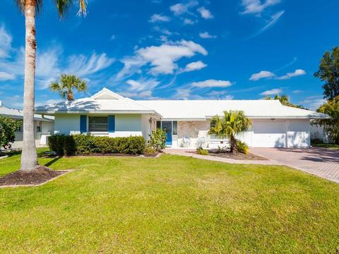 436 Mahon Dr, Venice, FL 34285 photo 1