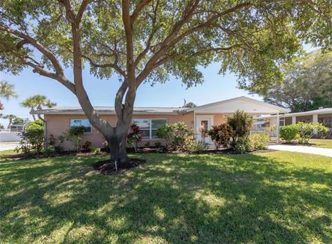 120 Field Ave E, Venice, FL 34285 photo 1