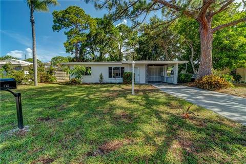 317 Aurora St E, Venice, FL 34285 photo 1