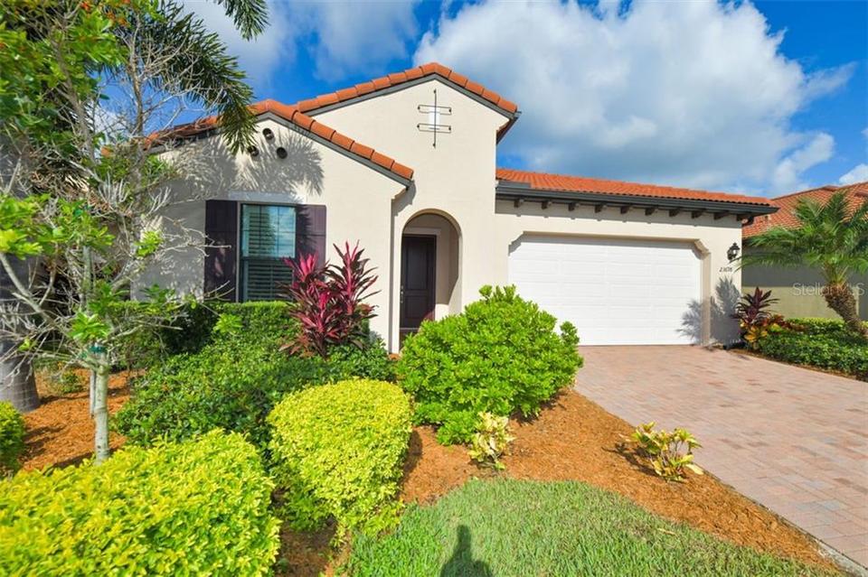  23698 Waverly Cir, Venice, FL 34293 photo 1