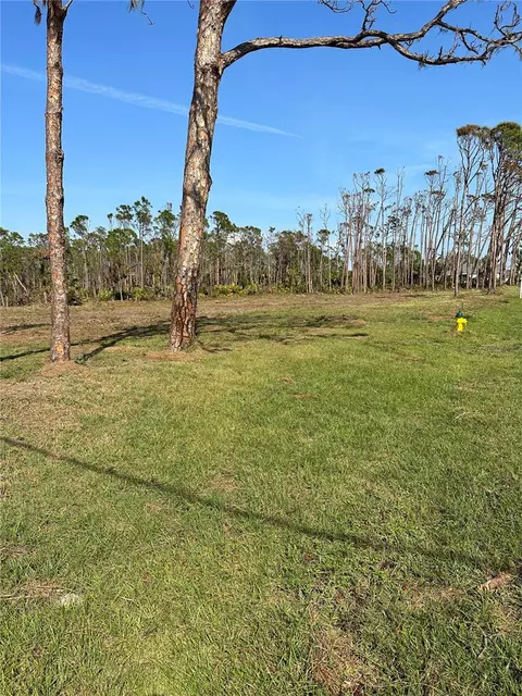8878 Bantry Bay Blvd, Englewood, FL 34224