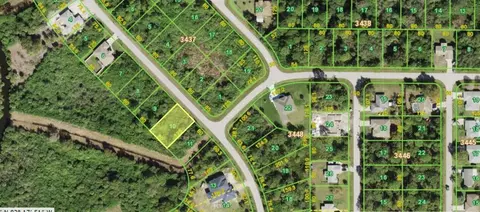 6185 Pennell St, Englewood, FL 34224