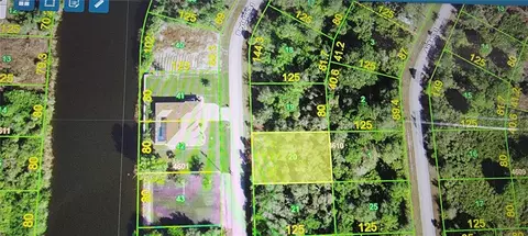 10038 Boylston St, Port Charlotte, FL 33981