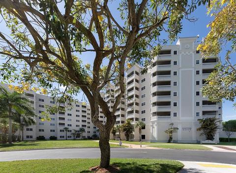 3730 Cadbury Cir #623, Venice, FL 34293