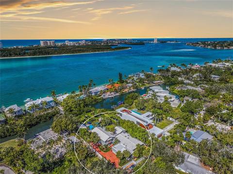 100 Pierson Ln, Sarasota, FL 34242