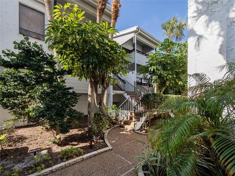 1555 Tarpon Center Dr #154, Venice, FL 34285