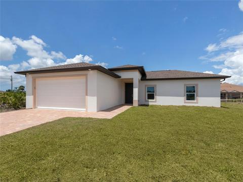 10460 Willmington Blvd, Englewood, FL 34224