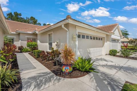 696 Back Nine Dr, Venice, FL 34285