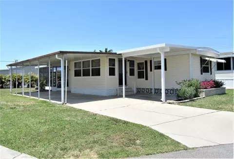 214 Trailorama Dr, North Port, FL 34287