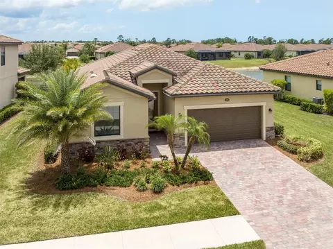 12615 Canavese Ln, Venice, FL 34293